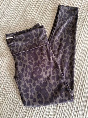 Victoria's Secret Camo green and black Leopard-Print Leggings